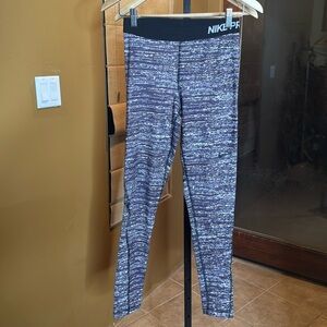 Nike Pro Hyperwarm Training Tight Leggings Purple Static Running Size Medium